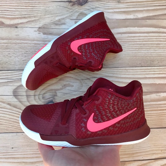 Nike Kyrie 3 (TD) Team Red/Hot Punch-White - Picture 2 of 16